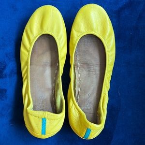 Mustard Tieks